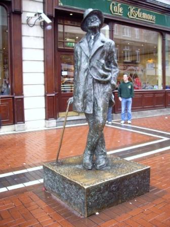 Estatua de James Joyce en el centro de Dublín. (Crédito: Margaret Anne Clarke)
